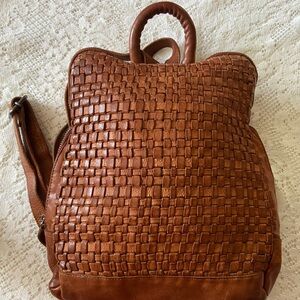 Vilenca Holland Cognac Woven Leather Backpack